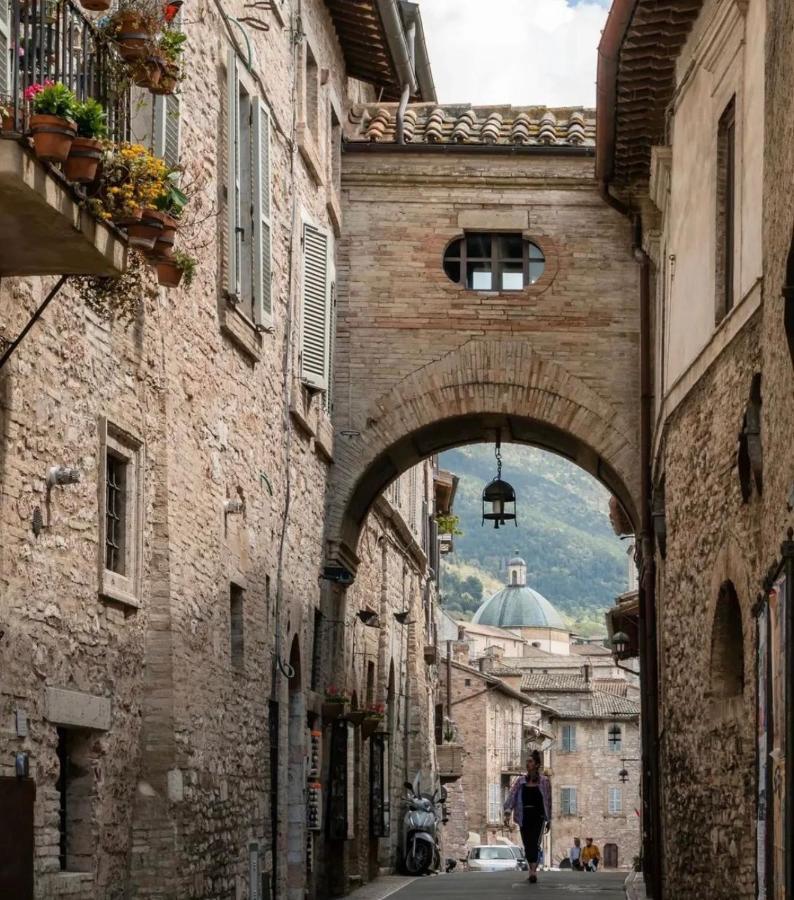 Ferienwohnung Francesco House Family Assisi Exterior foto