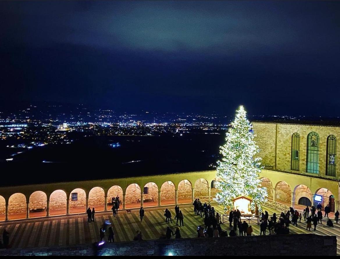 Ferienwohnung Francesco House Family Assisi Exterior foto
